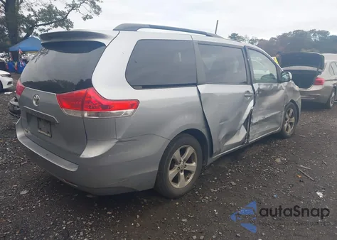 2014 Toyota Sienna Le V6 8 Passenger из США, поврежденный, VIN 5TDKK3DC0ES466556